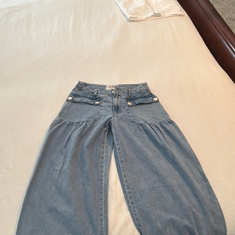 Blue Flare Wide Leg Jeans with Low Waist (M)